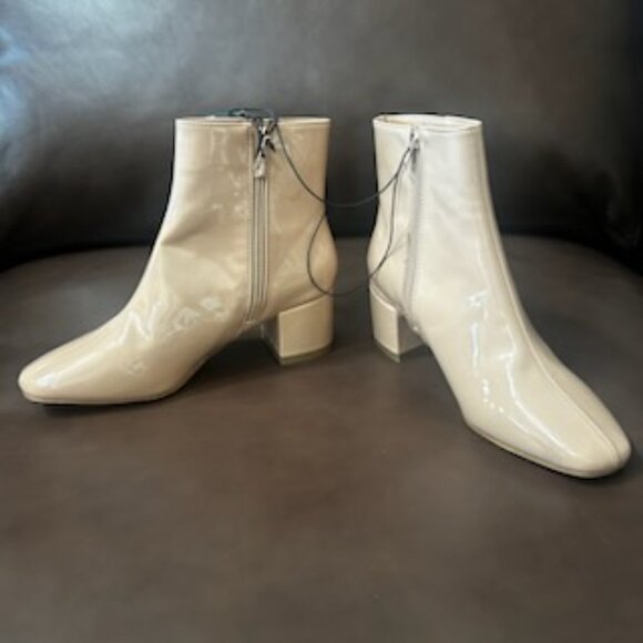 NWT Nude Block Heel Faux Leather Ankle Booties - Picture 13 of 13